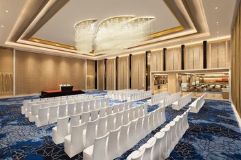 Courtyard By Marriott Bhopal