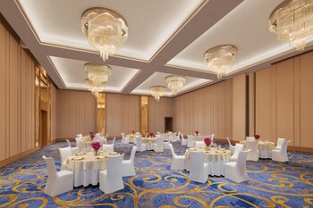 Courtyard By Marriott Bhopal