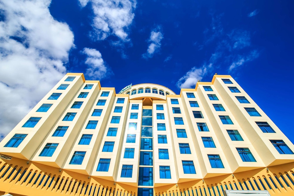 Oceanic Khorfakkan Resort And Spa