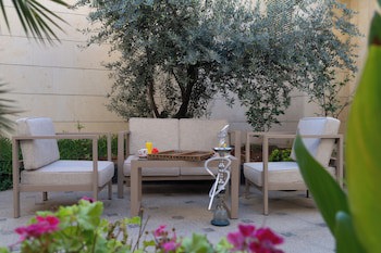 Corp Amman Hotel