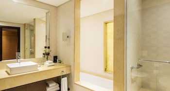 Corp Amman Hotel