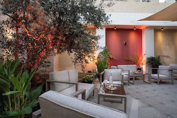 Corp Amman Hotel