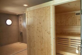 2122 Hotel Art Design