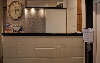 Hillel 11 Hotel