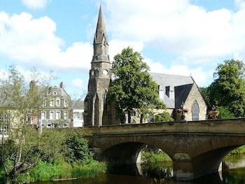 Premier Lodge