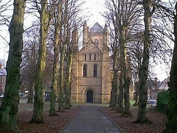 Premier Lodge