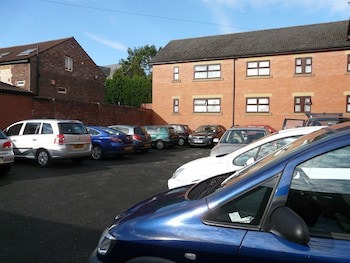 Premier Lodge