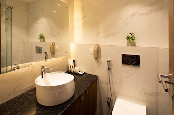 Goldfinch Hotel Mumbai