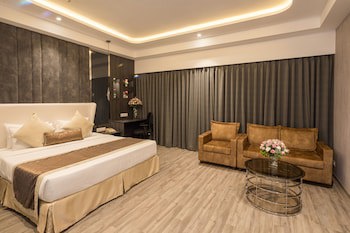 Goldfinch Hotel Mumbai