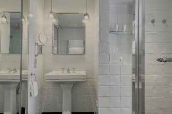Great Northern Hotel, A Tribute Portfolio Hotel, London