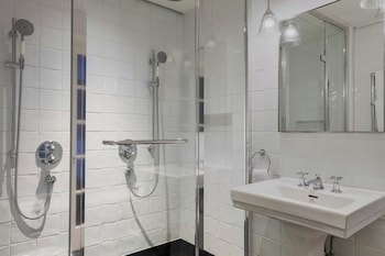 Great Northern Hotel, A Tribute Portfolio Hotel, London