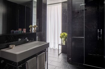 Anantara The Marker Dublin Hotel