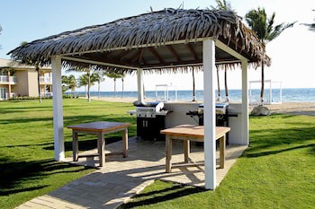 Holiday Inn Resort Grand Cayman, An Ihg Hotel