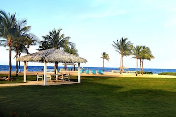 Holiday Inn Resort Grand Cayman, An Ihg Hotel