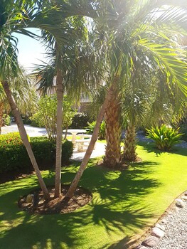 Holiday Inn Resort Grand Cayman, An Ihg Hotel