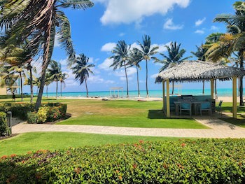 Holiday Inn Resort Grand Cayman, An Ihg Hotel
