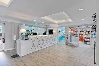 Holiday Inn Resort Grand Cayman, An Ihg Hotel