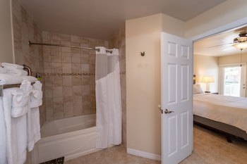 Holiday Inn Resort Grand Cayman, An Ihg Hotel