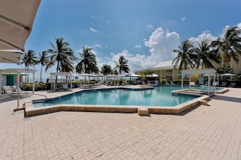 Holiday Inn Resort Grand Cayman, An Ihg Hotel