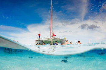 Holiday Inn Resort Grand Cayman, An Ihg Hotel