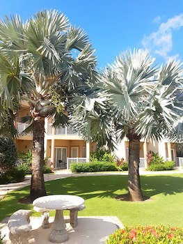 Holiday Inn Resort Grand Cayman, An Ihg Hotel