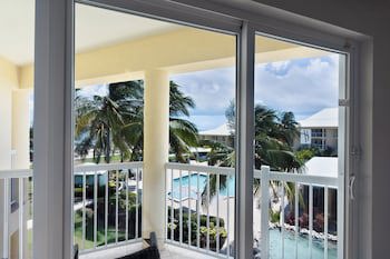 Holiday Inn Resort Grand Cayman, An Ihg Hotel