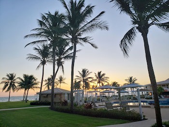 Holiday Inn Resort Grand Cayman, An Ihg Hotel