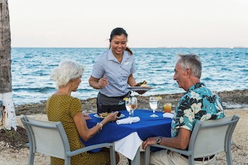 Holiday Inn Resort Grand Cayman, An Ihg Hotel