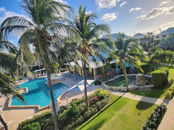 Holiday Inn Resort Grand Cayman, An Ihg Hotel