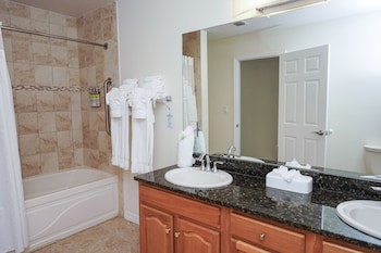 Holiday Inn Resort Grand Cayman, An Ihg Hotel