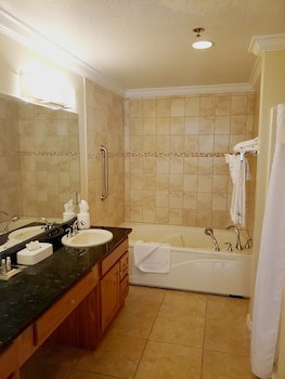 Holiday Inn Resort Grand Cayman, An Ihg Hotel