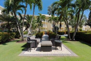 Holiday Inn Resort Grand Cayman, An Ihg Hotel