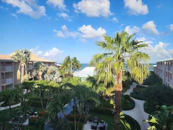Holiday Inn Resort Grand Cayman, An Ihg Hotel