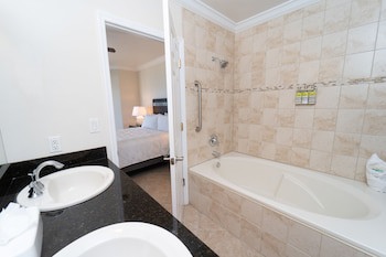 Holiday Inn Resort Grand Cayman, An Ihg Hotel