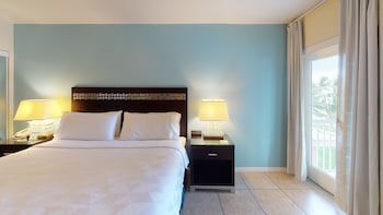Holiday Inn Resort Grand Cayman, An Ihg Hotel