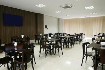Brisa Tower Hotel
