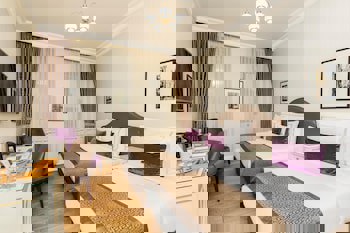 Meroddi Galata Mansion