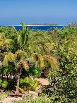 Sunshine Marine Lodge