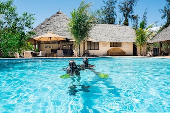 Sunshine Marine Lodge