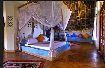 Sunshine Marine Lodge
