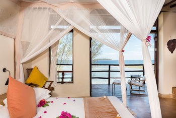 Sunshine Marine Lodge