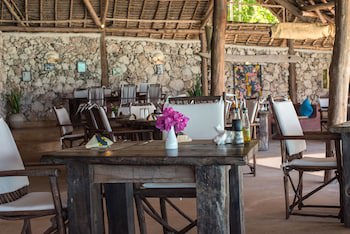 Sunshine Marine Lodge