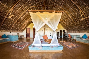 Sunshine Marine Lodge