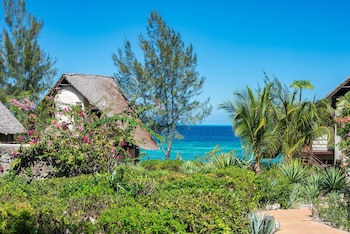 Sunshine Marine Lodge