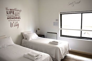 Ba Stop Hotel House