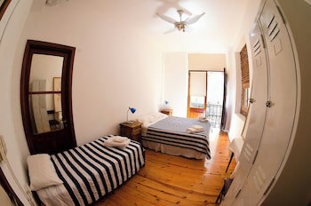 Ba Stop Hotel House