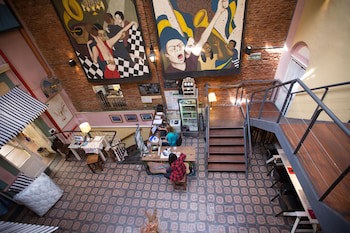 Ba Stop Hotel House