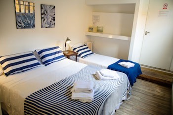 Ba Stop Hotel House