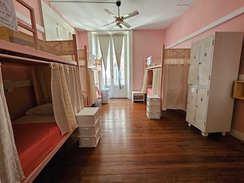 Ba Stop Hotel House