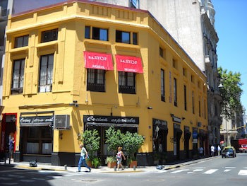 Ba Stop Hotel House